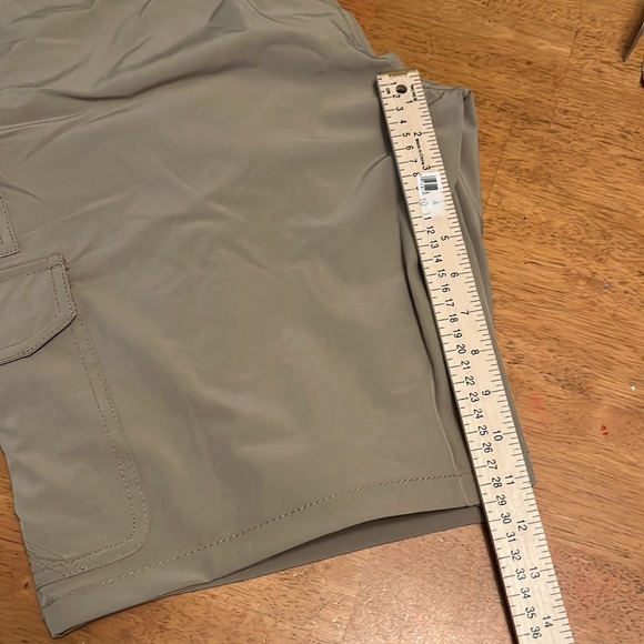 Iron Co. Hybrid Cargo Short with Luggage Belt Tan Color Mens 38 - Picture 14 of 14